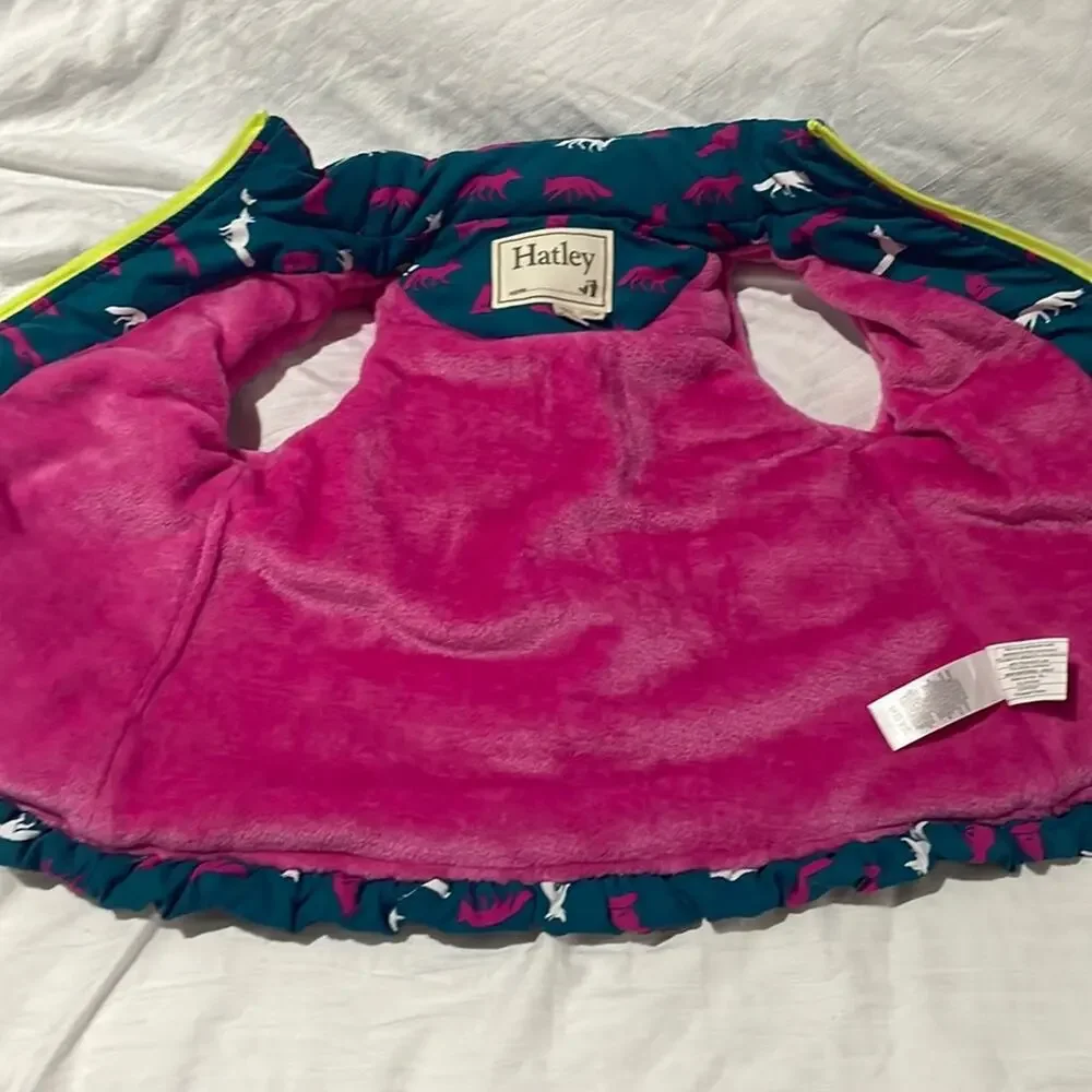 Hatley 5 green hot pink white fox vest ruffled hemline nwot